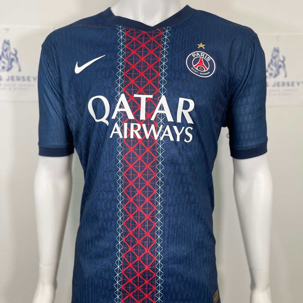 England 25/26 Home Nike Player Version Jersey Size Large TRUE TO SIZE